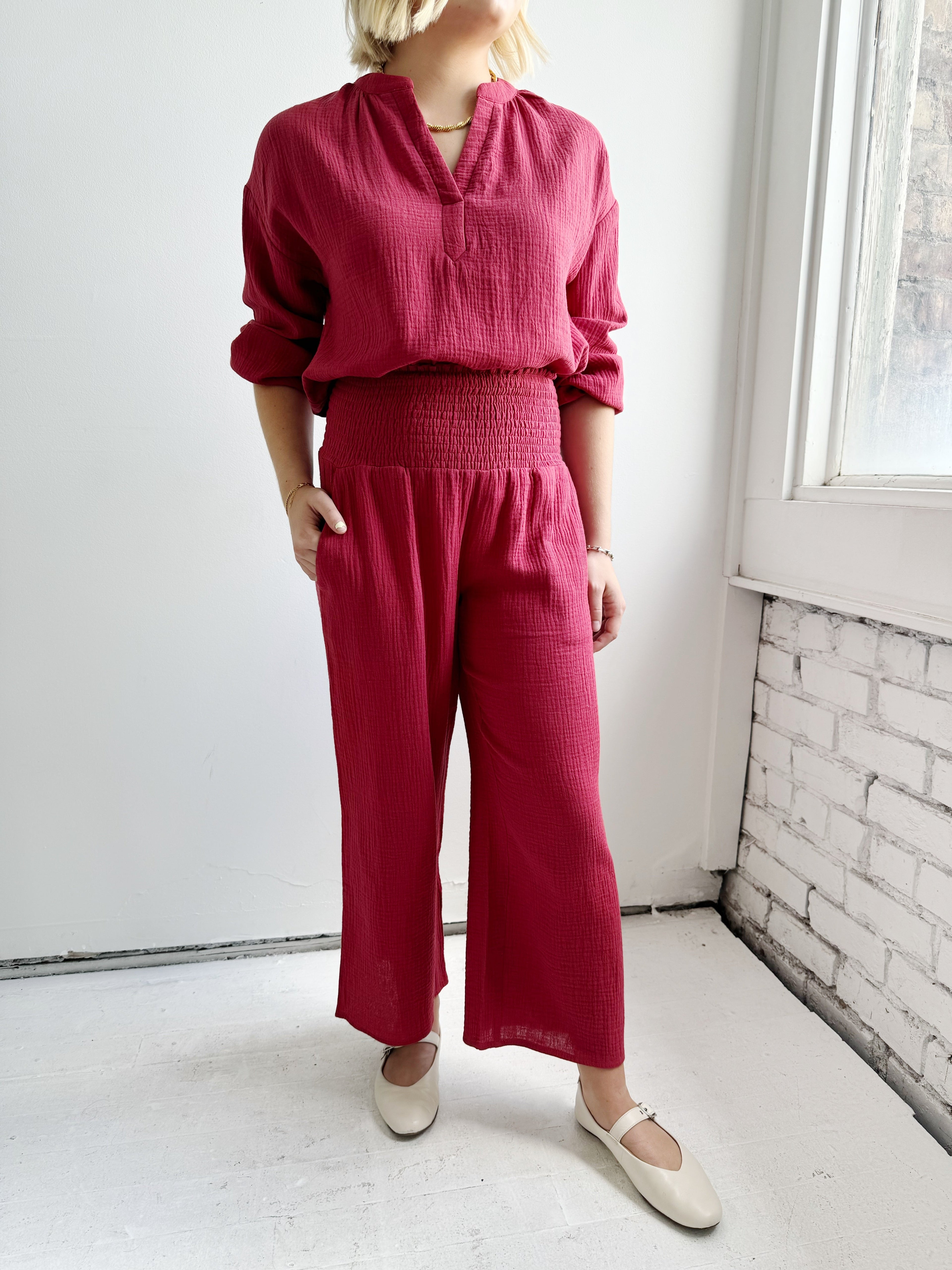 Scarlet Lightweight V-Neck Blouse with Elastic Sleeve