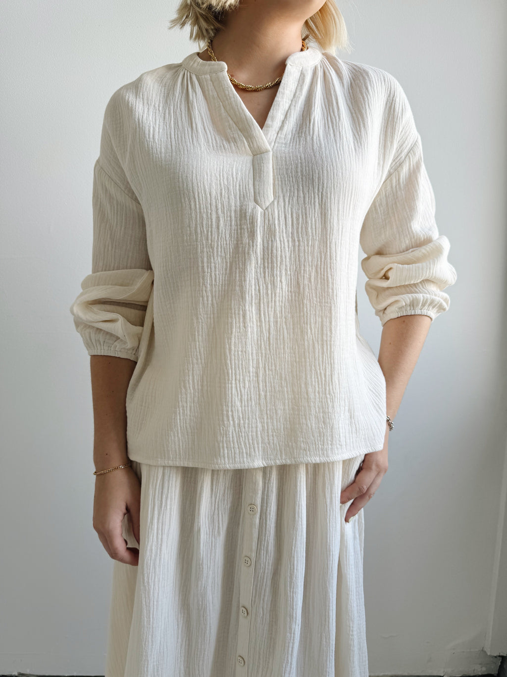 Ivory Lightweight V-Neck Blouse with Elastic Sleeve