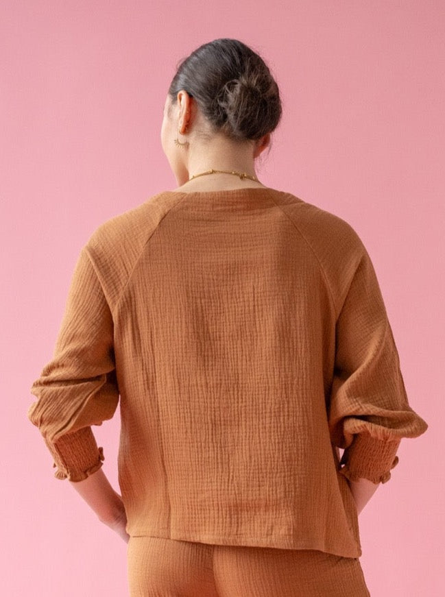 Toffee Lightweight Blouse with Elastic Sleeve