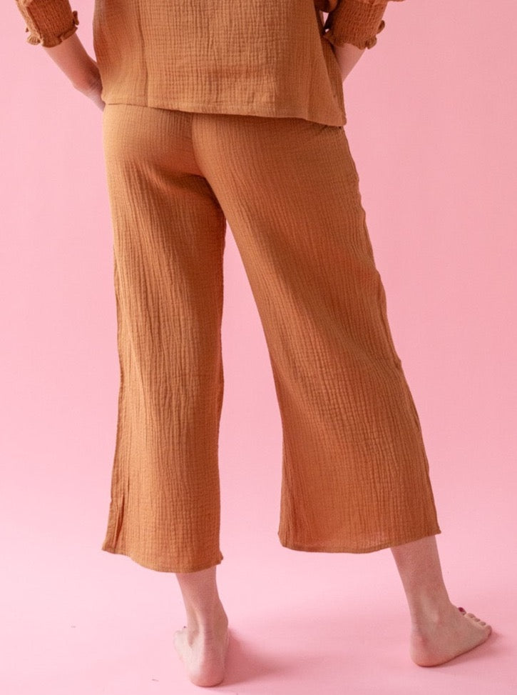Toffee Elastic Waist Cropped Wide-Leg Pants