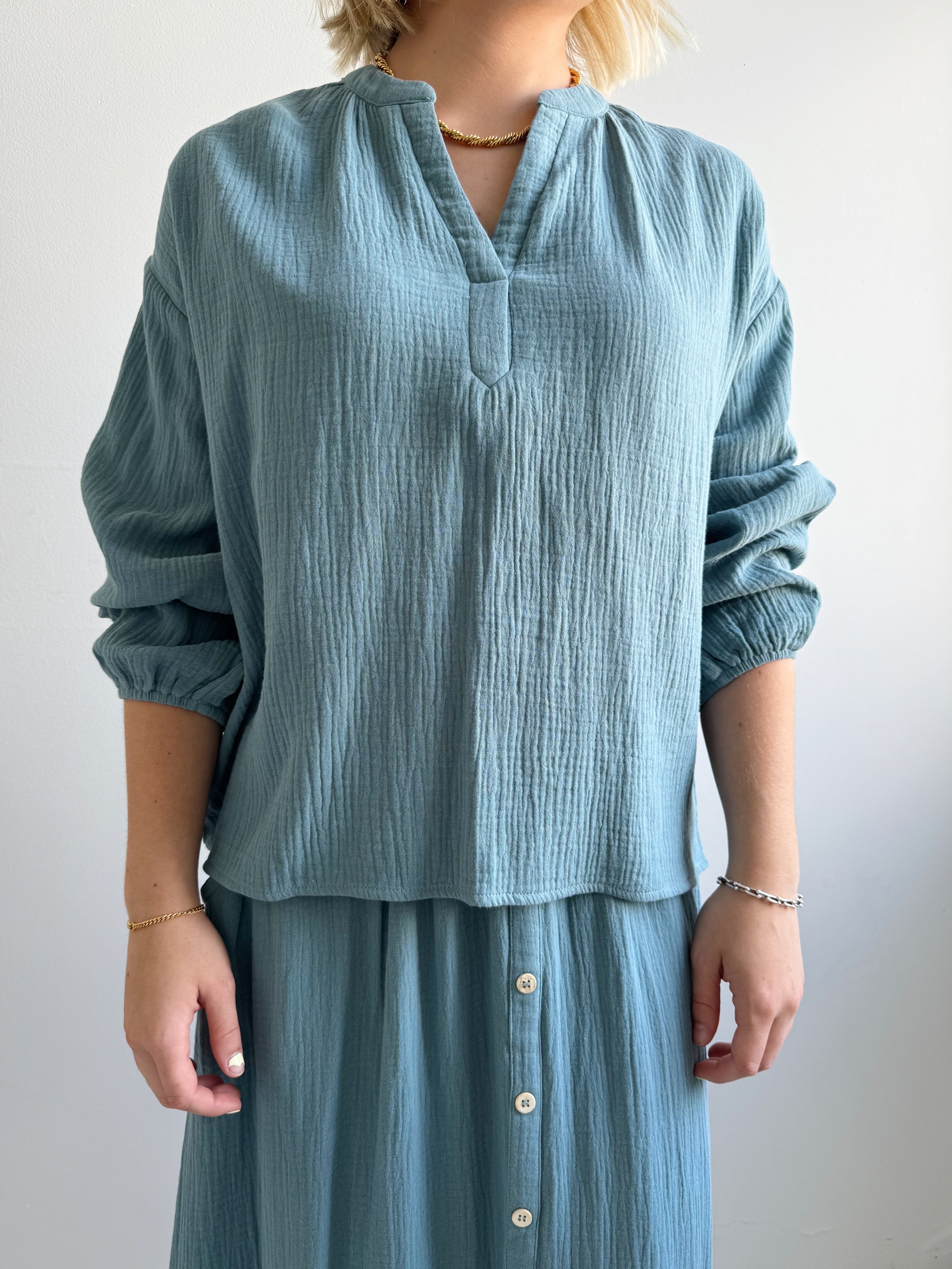 Sky Blue Lightweight V-Neck Blouse with Elastic Sleeve