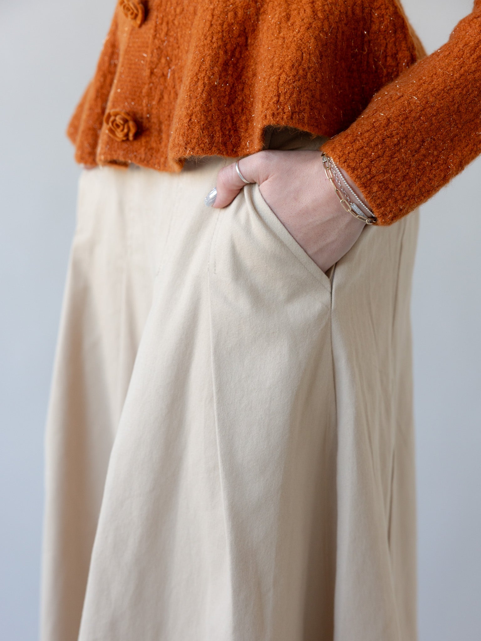 Khaki Drop Waist Pleated Midi Skirt with Pockets
