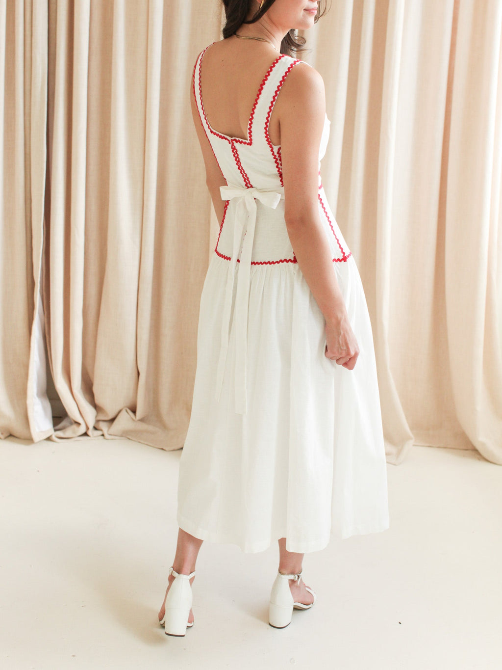 Red Sleeveless Linen Midi Dress with Trim Detail